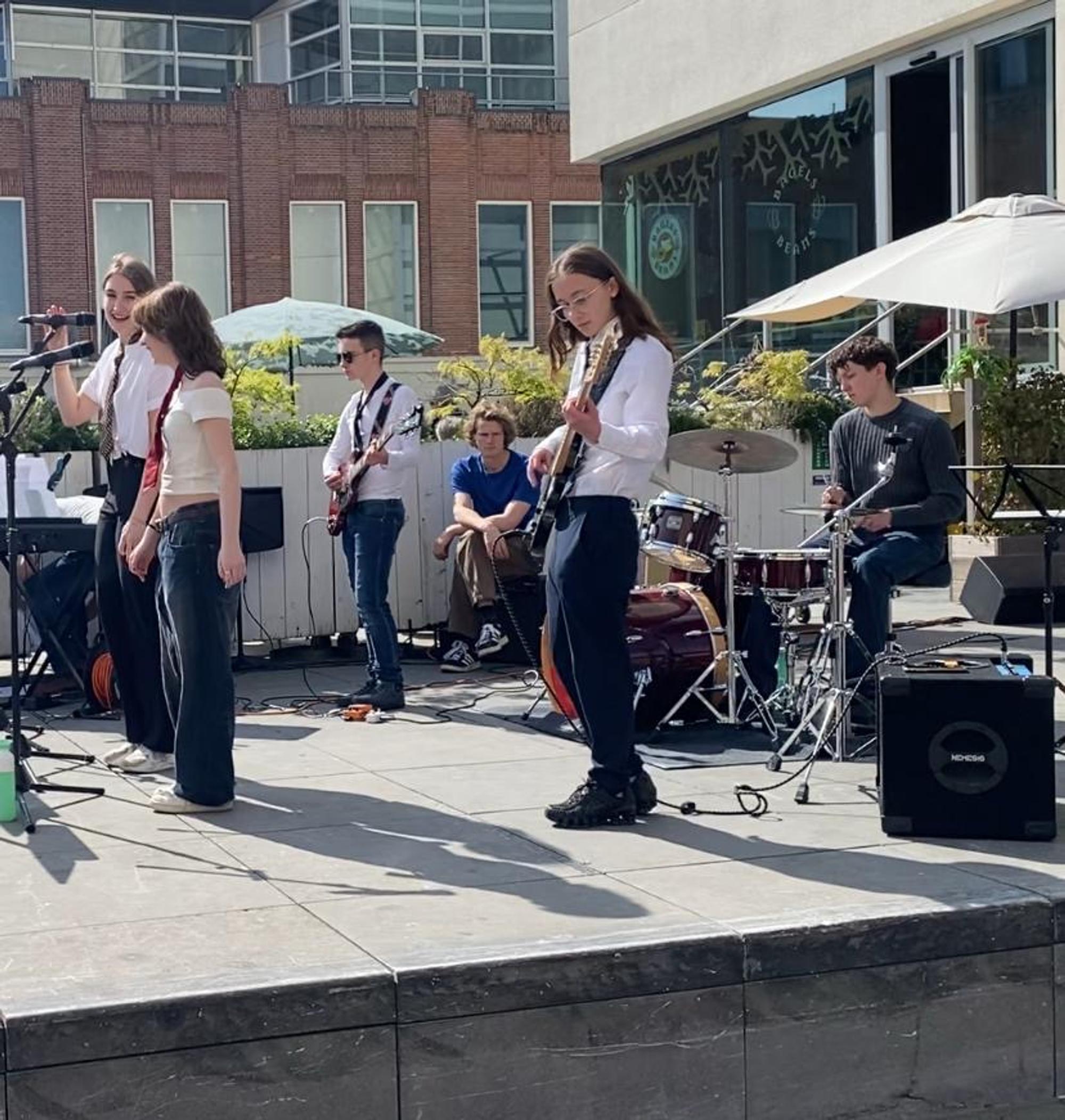 Fenne Dovermann Schunck Academy