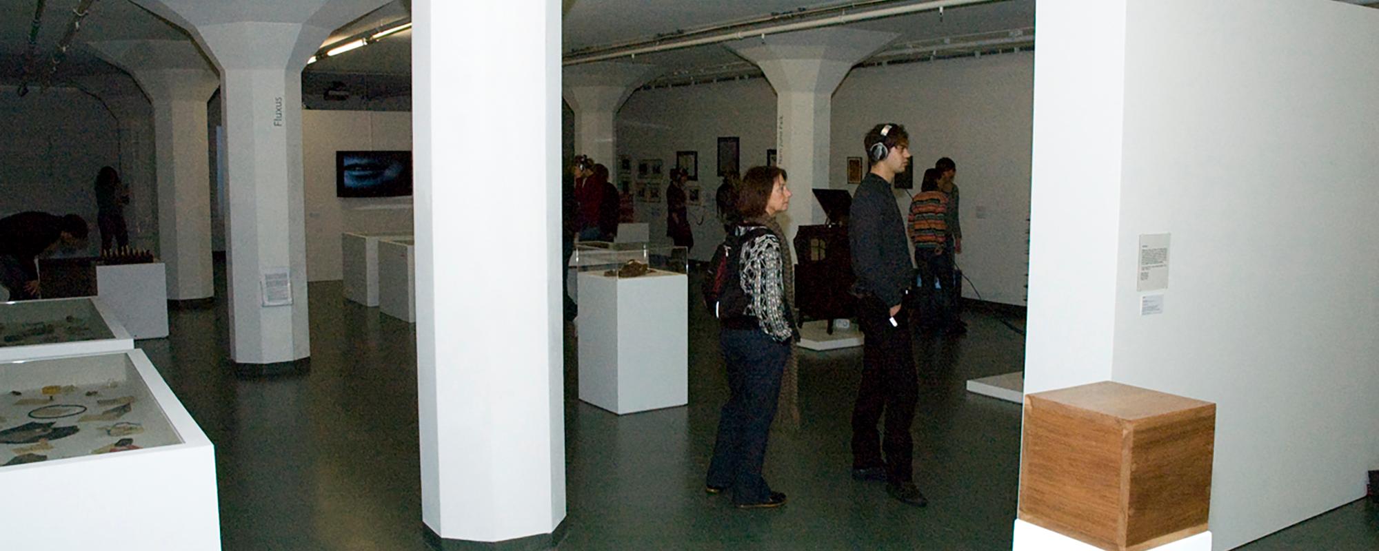 Schunck Header Stills Expo (3)