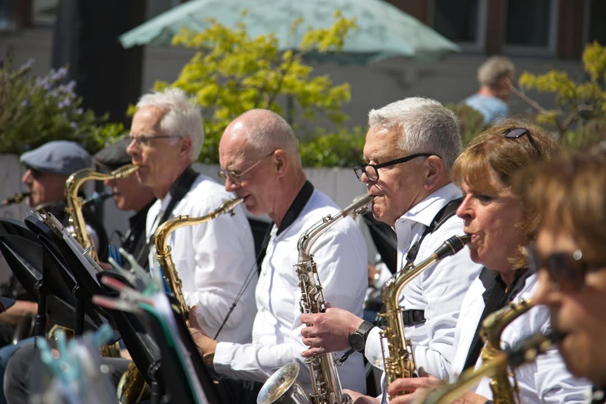 Big Band in Motion