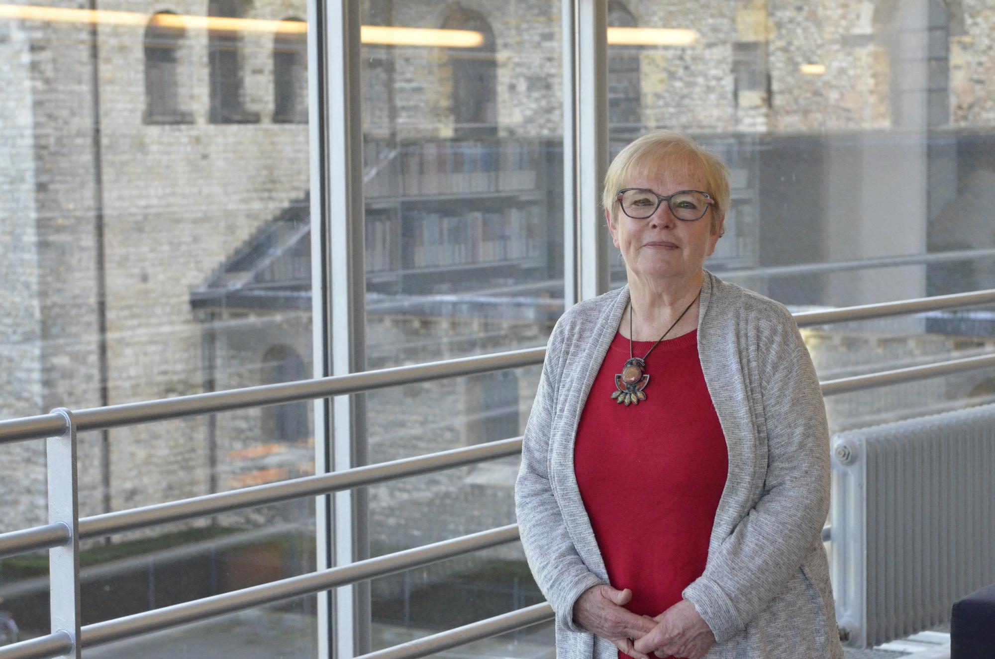 SCHUNCK vrijwilliger Emmy Rautert Bibliotheek Taalhuis