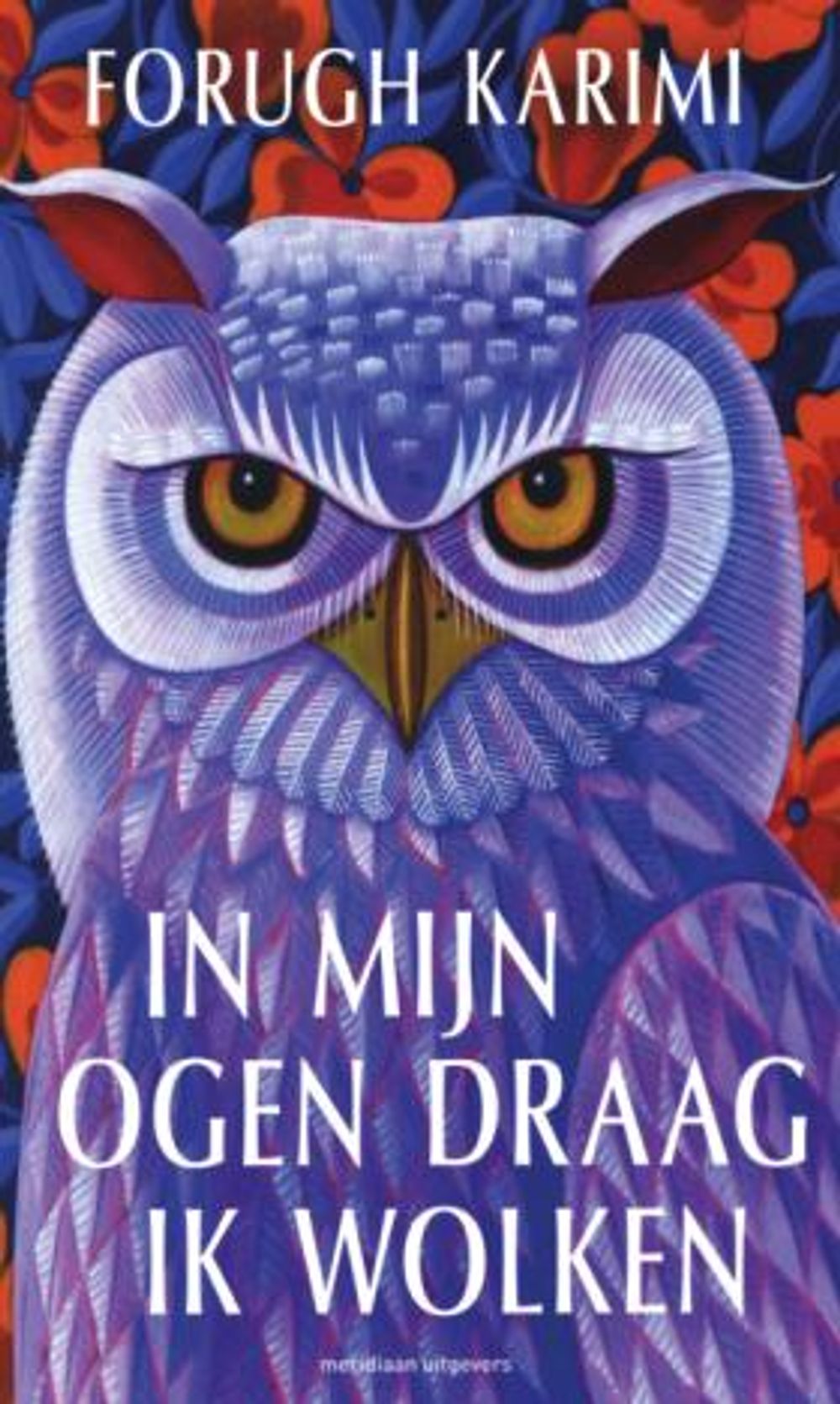 Blauwe uil met intense blik op kleurrijke achtergrond.