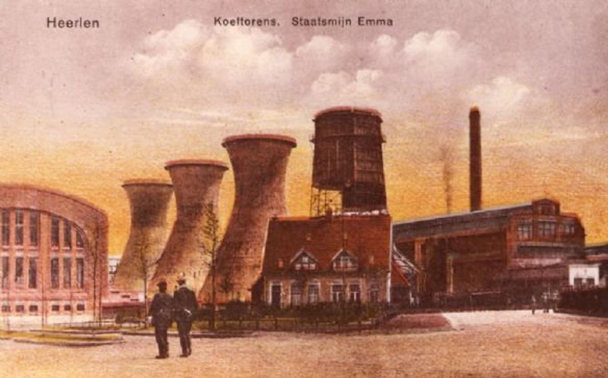 Een schilderij of tekening van de koeltorens in staatsmijn Emma in Heerlen