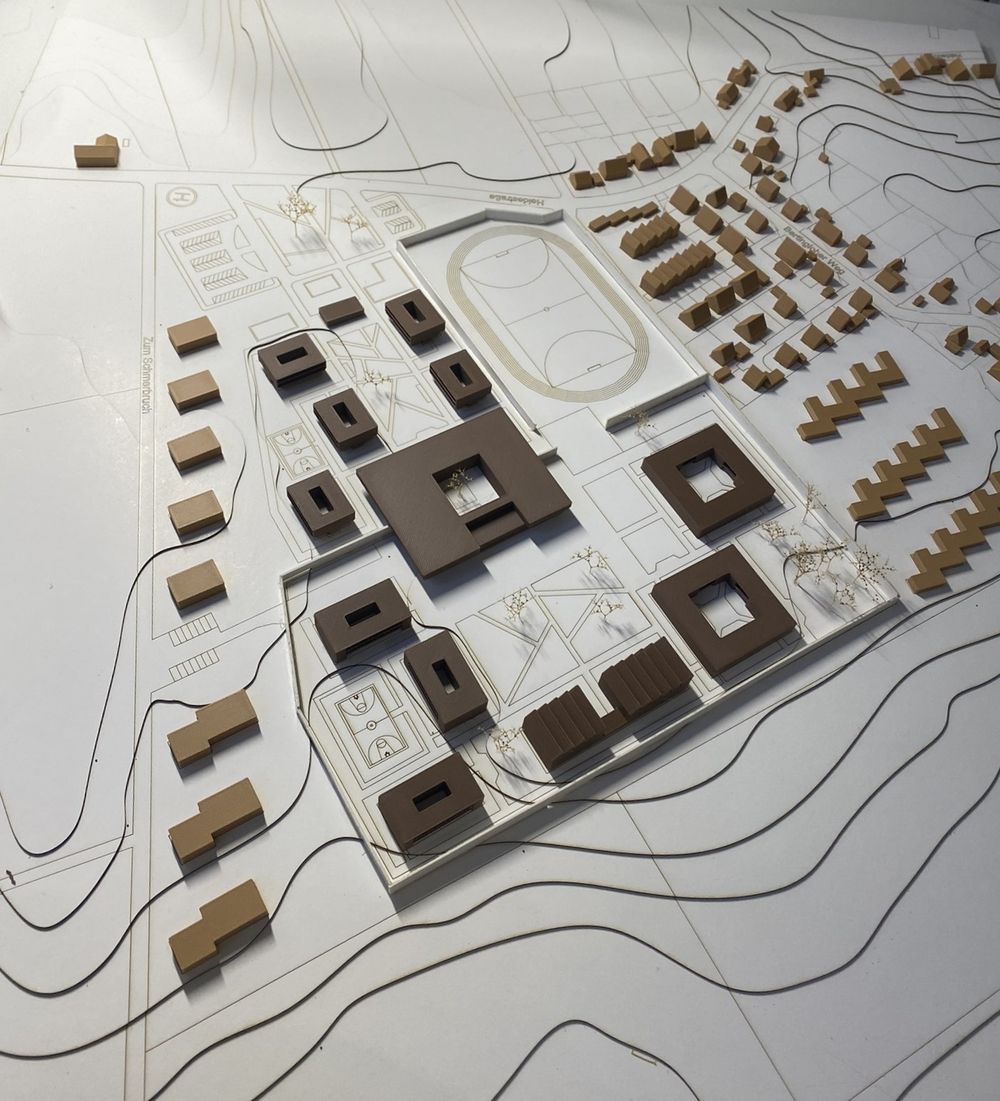 5 Charulotta.hossain Ea P35 Model1   Small (3)