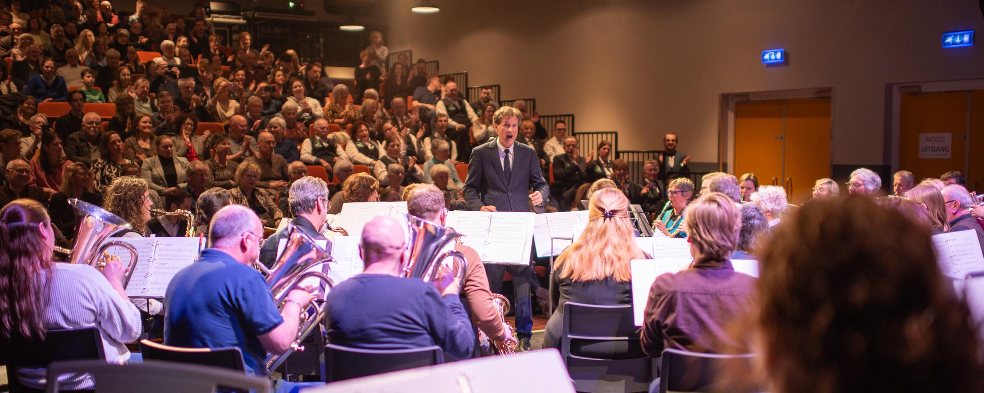 SCHUNCK Muziek en Dans Nieuw Talent Orkest in Cultuurhuis Heerlen 2024 01
