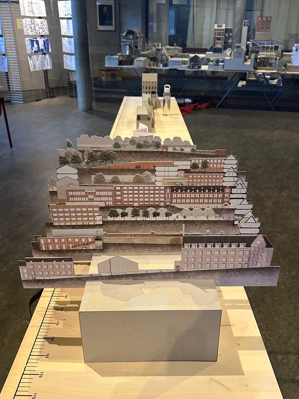 5 Pauline.laurent Ea P35 Model4