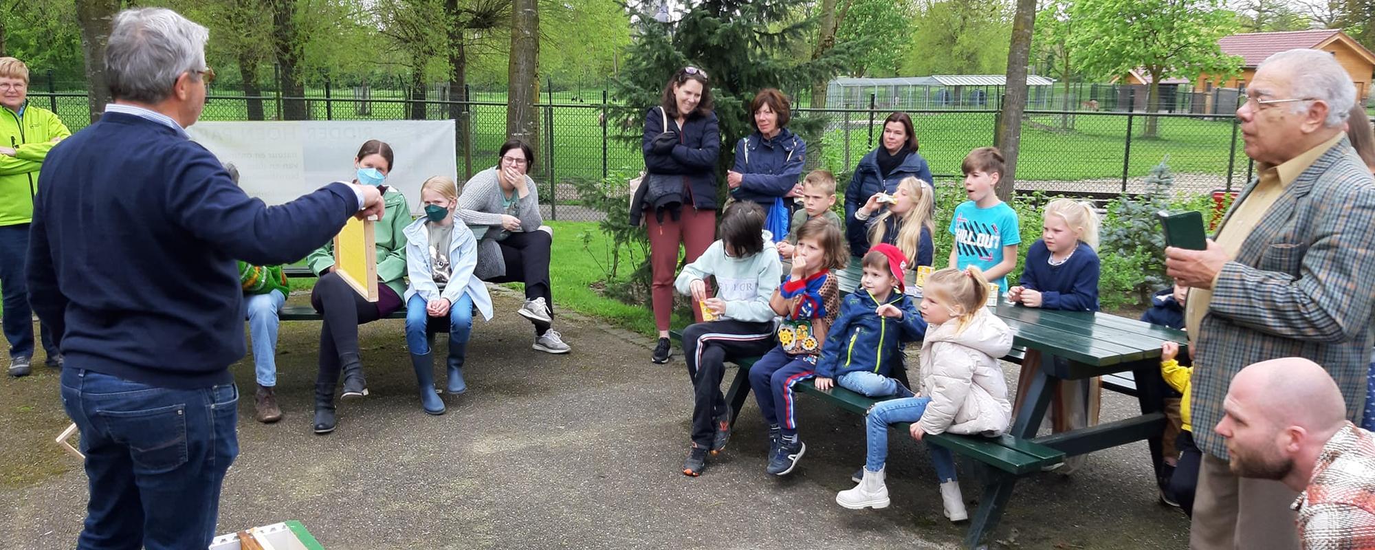 SCHUNCK Bieb naar Buiten - Ontmoet de Imker 