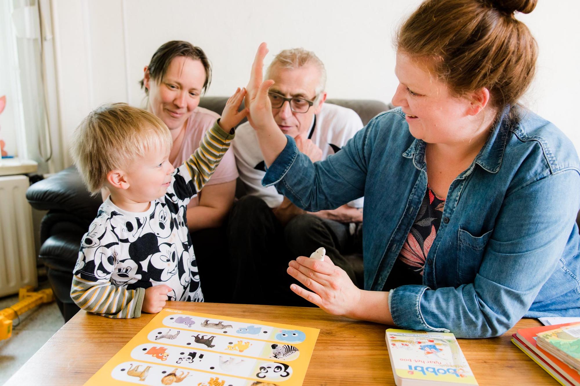 SCHUNCK Bibliotheek Gezinsgericht werken ouder kind taalhuis thuis 7