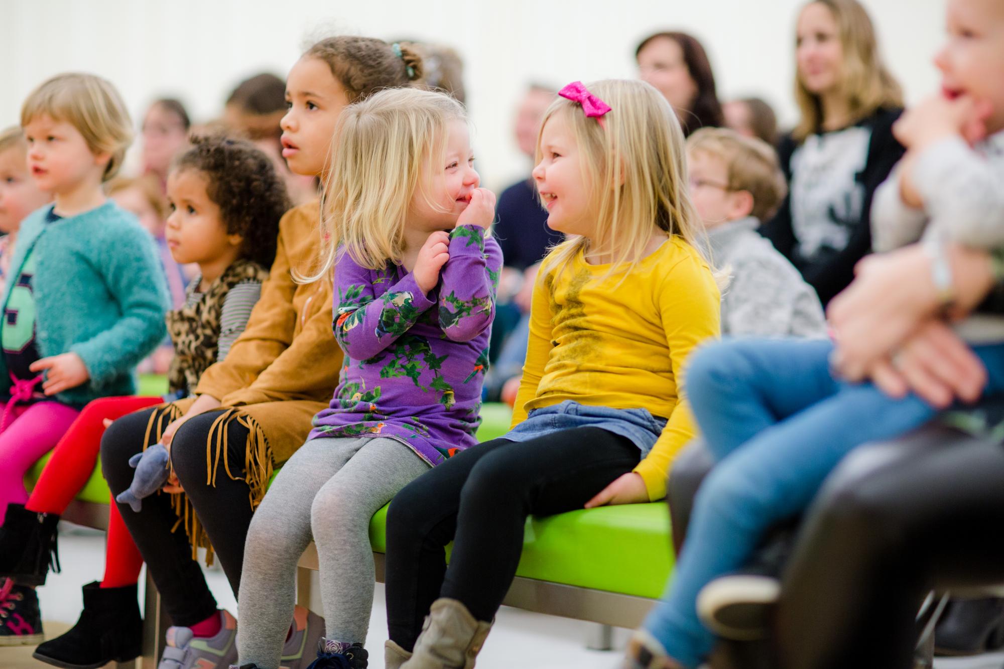 Voorlezen kinderen peuters bibliotheek SCHUNCK Voorstelling